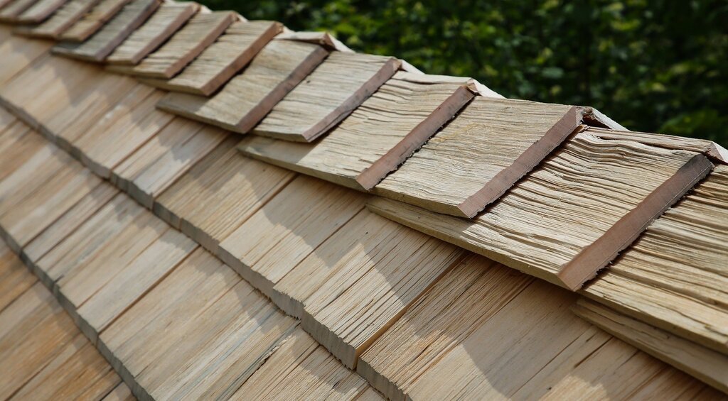 Utilize telhas ecológicas em sua construção sustentável.