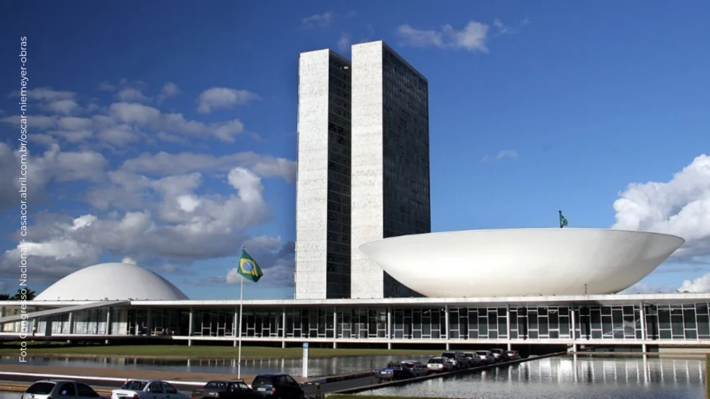 Congresso Nacional de Oscar Niemeyer Congresso Nacional de Oscar Niemeyer